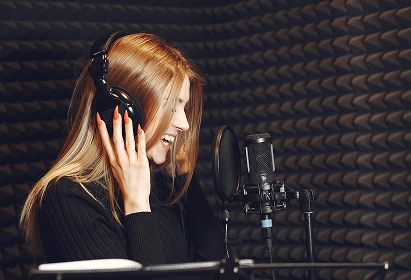 Girl in black, singing